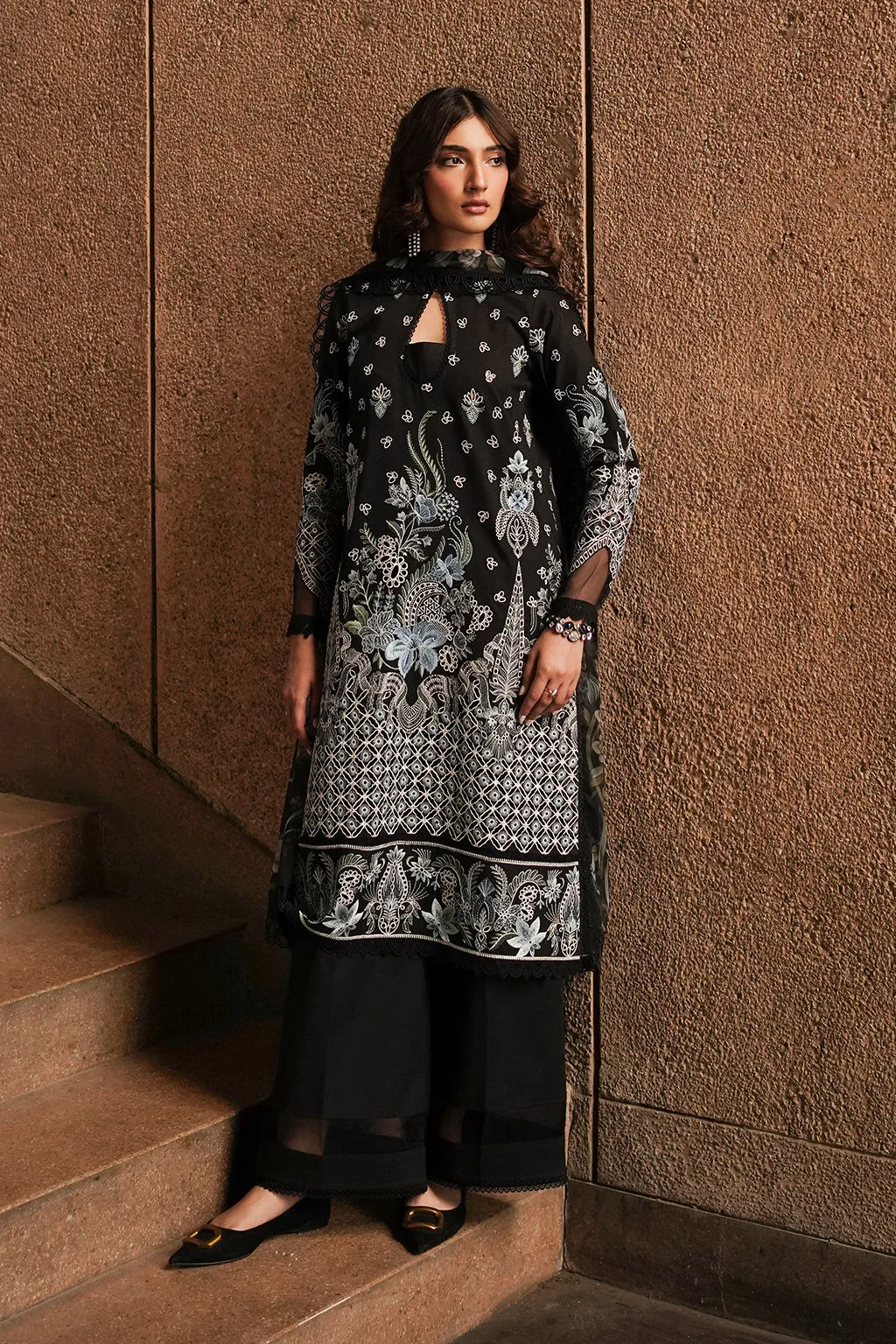 Afrozeh Festive Unstitched Chikankari Lawn 3Pc Suit AL-24-V4-05 CAVIAR