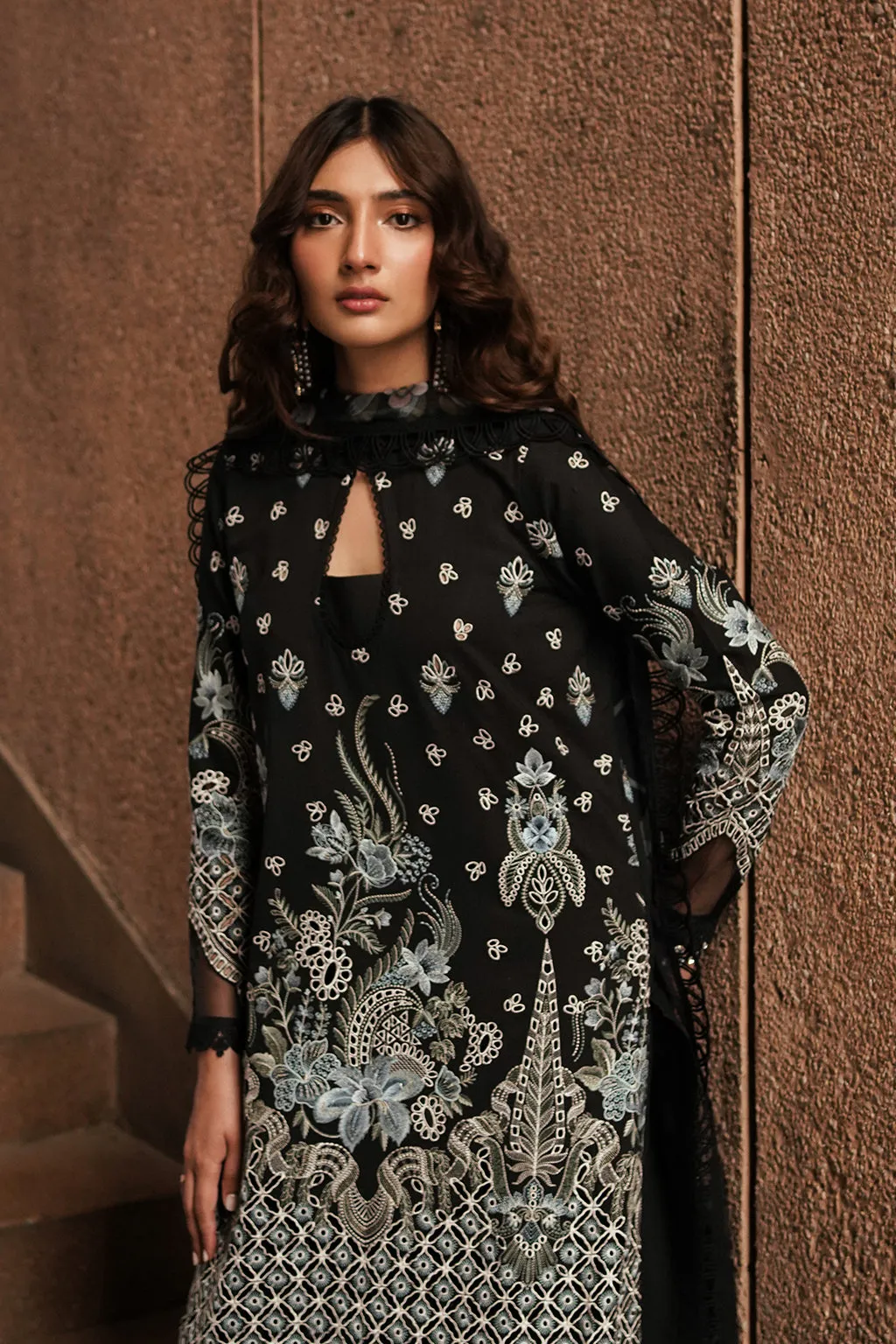 Afrozeh Festive Unstitched Chikankari Lawn 3Pc Suit AL-24-V4-05 CAVIAR