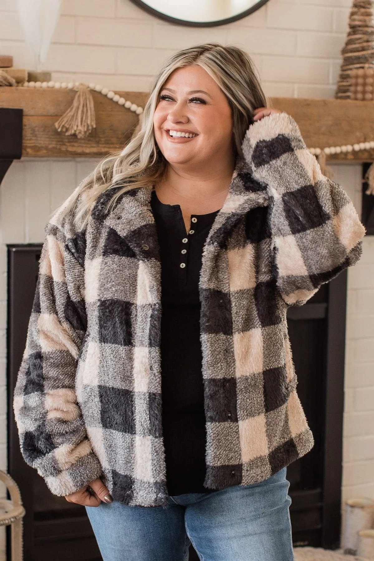 Ambitious Feelings Plaid Sherpa Jacket- Black & Tan