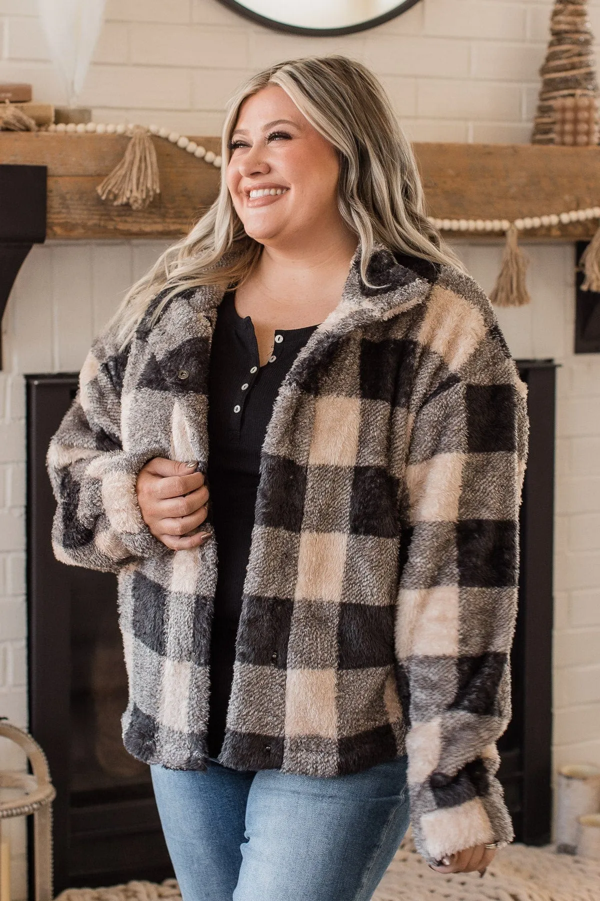 Ambitious Feelings Plaid Sherpa Jacket- Black & Tan