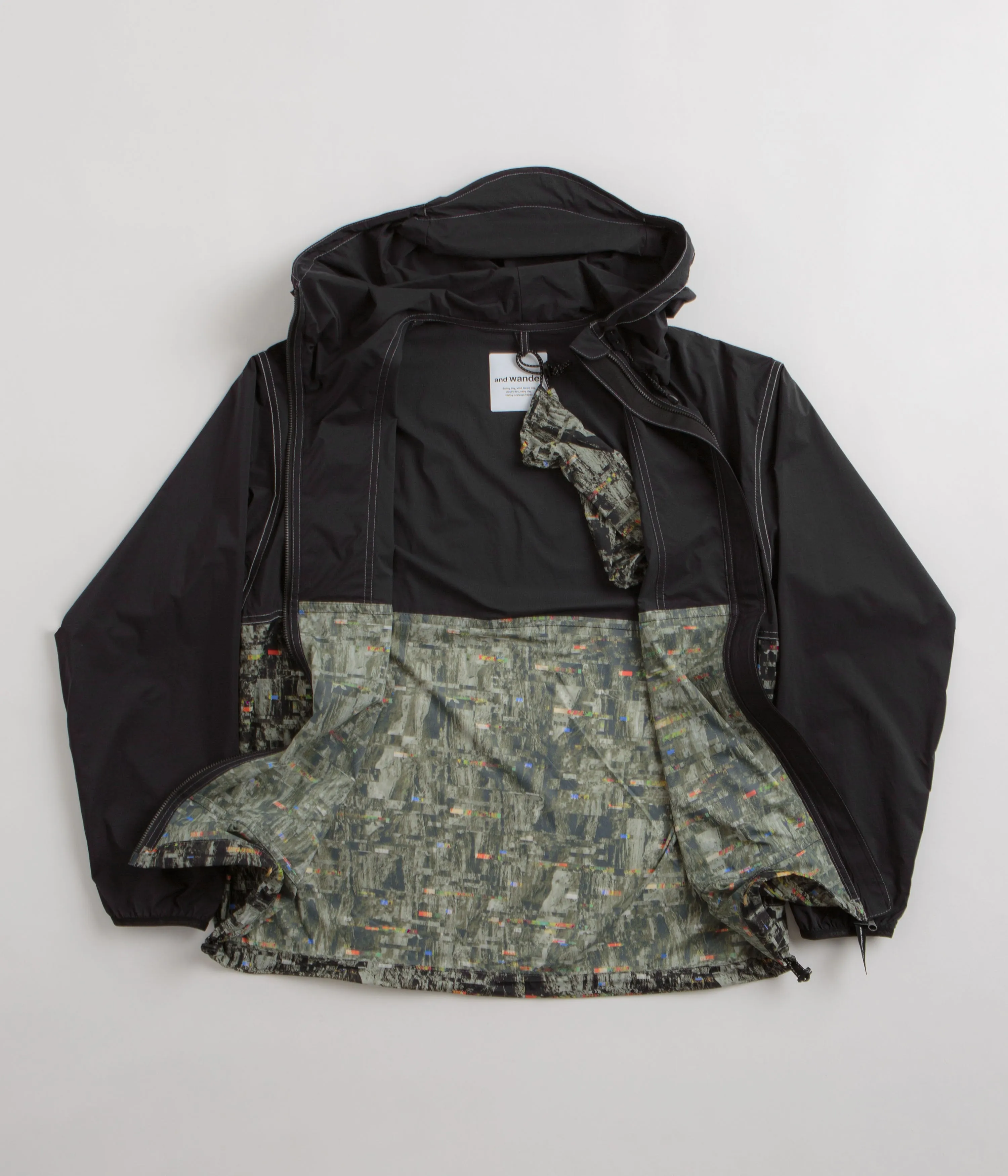 and wander Pertex Printed Wind Jacket - Black