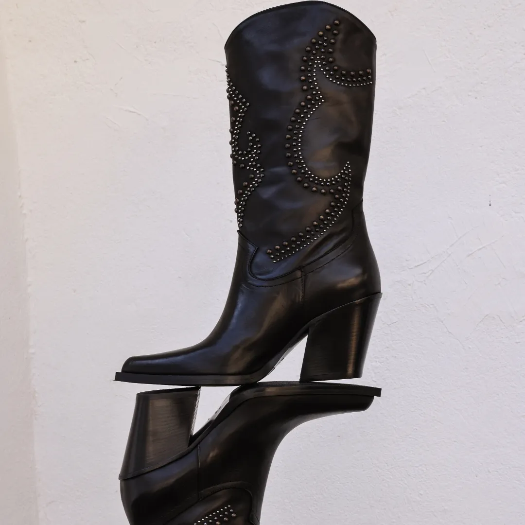 BOOT 8367 | Fular Nero