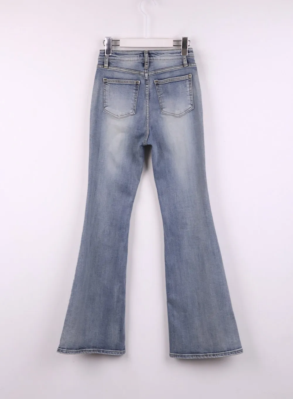 Mid Rise Solid Flared Jeans CJ429