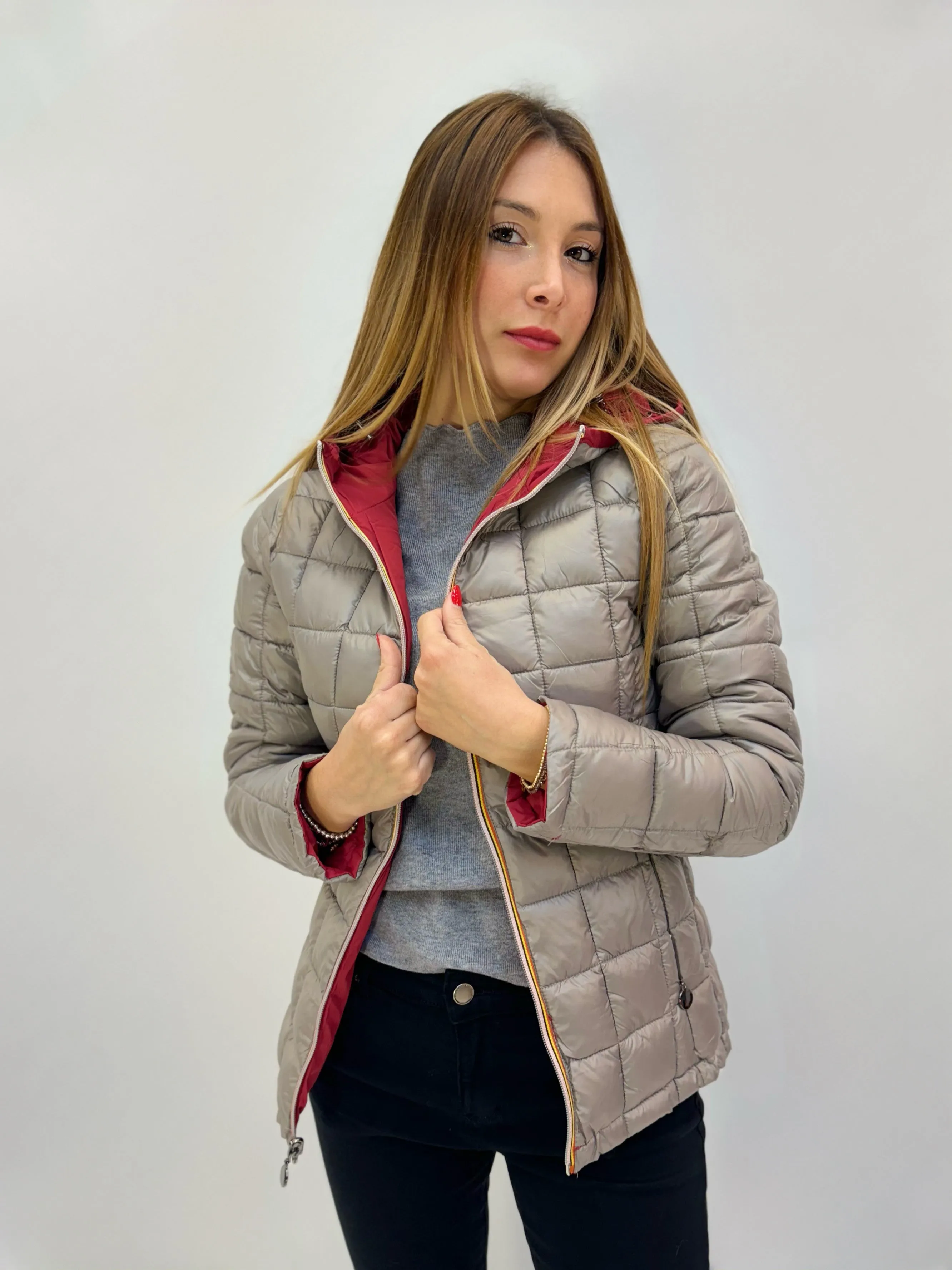 Piumino double-face con zip corto