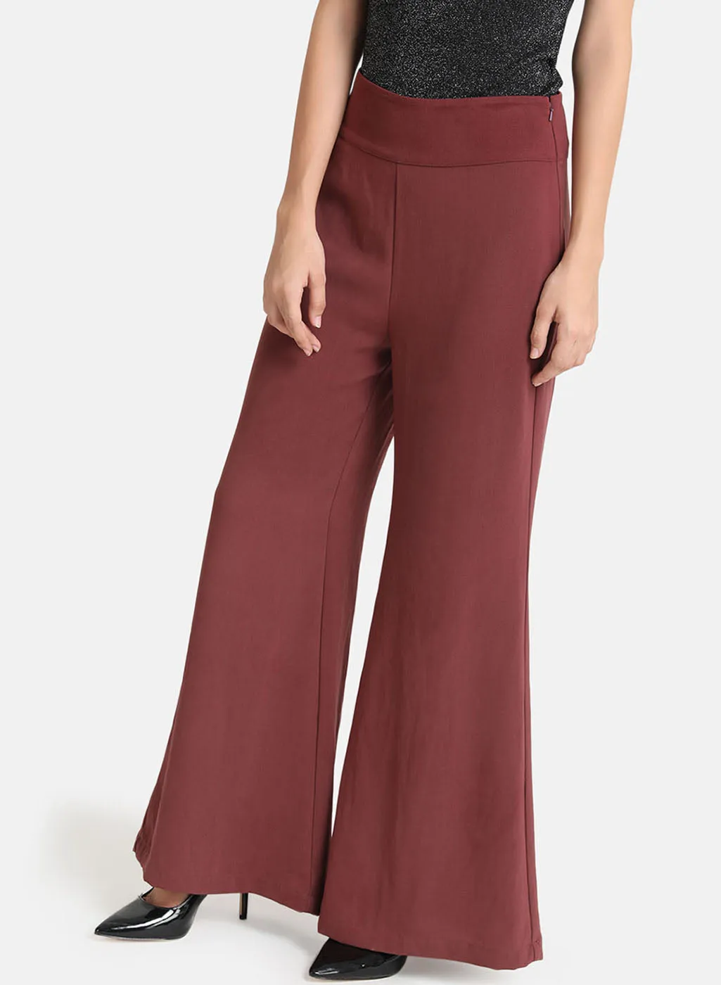 Trouser With Zip Detail